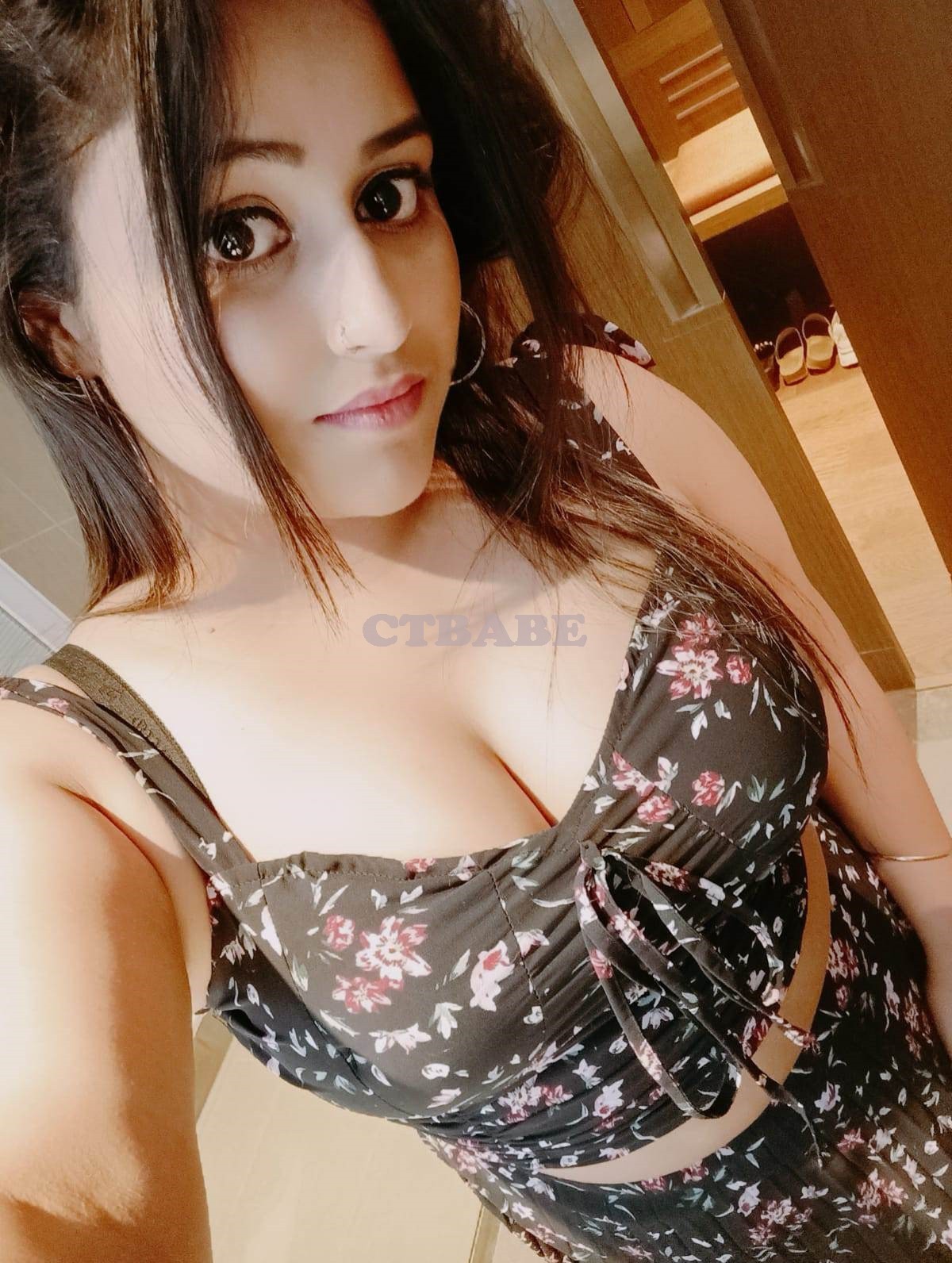 Unique Call Girls in Paharganj 9899856670 Justdial Call Girls Service